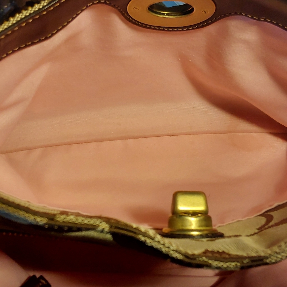 VINTAGE COACH HAMPTON SHOULDER BAG - Picture 8 of 12